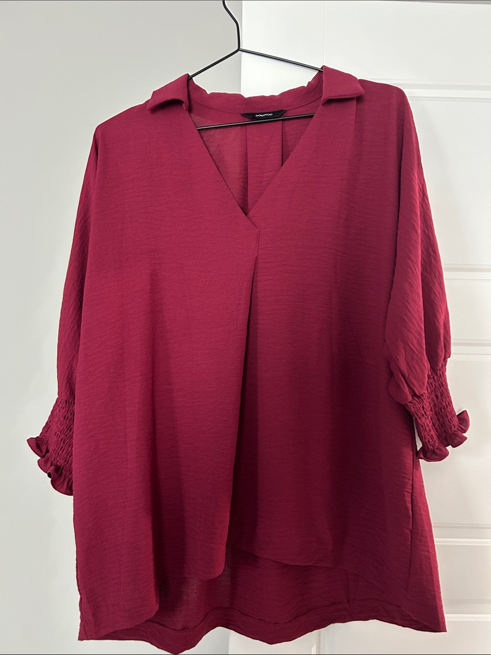 Relaxed Collared V-Neck Tunic in Berry